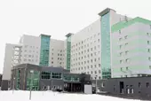 Перевозка больных в онкологический центр имени Н. П. Напалкова от кровати до кровати